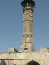 Jamiʿ al-Mihmandar, minaret