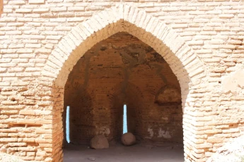 At-Tabqa, Jaʿbar Castle, Entrance of a bastion with loopholes