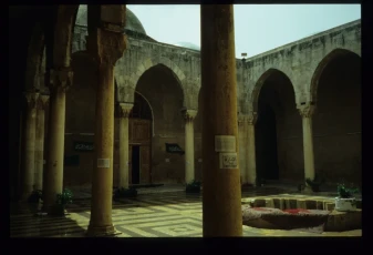 Madrasat al-Firdaws, view to south - courtyard and arcades
