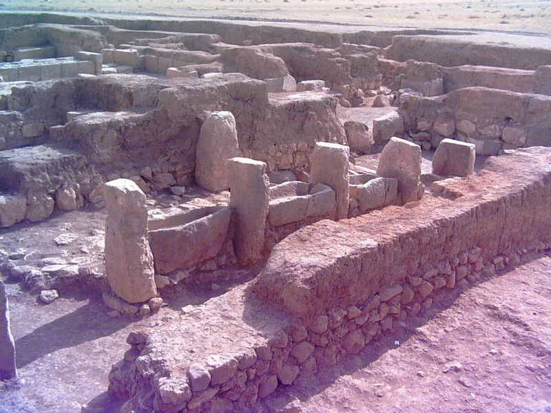 توابيت حجرية في القصر الجنوبي، إيبلا (تل مرديخ)