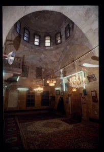 Jamiʿ Aslan Dada, interior view of the prayer hall (qibliyya) showing the niche (mihrab)