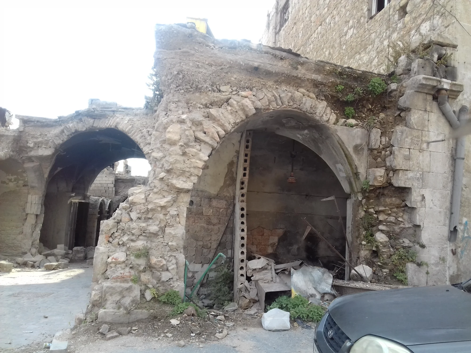 Suq az-Zarb, view of the former (destroyed) entrance arch to the west