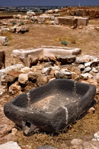 Ebla (Tall Mardikh), basalt basin was often used for the purposes of worship