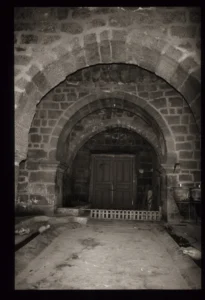 Dar'a, al-Jamiʿ (mosque) al-ʿUmari- main door from the inside