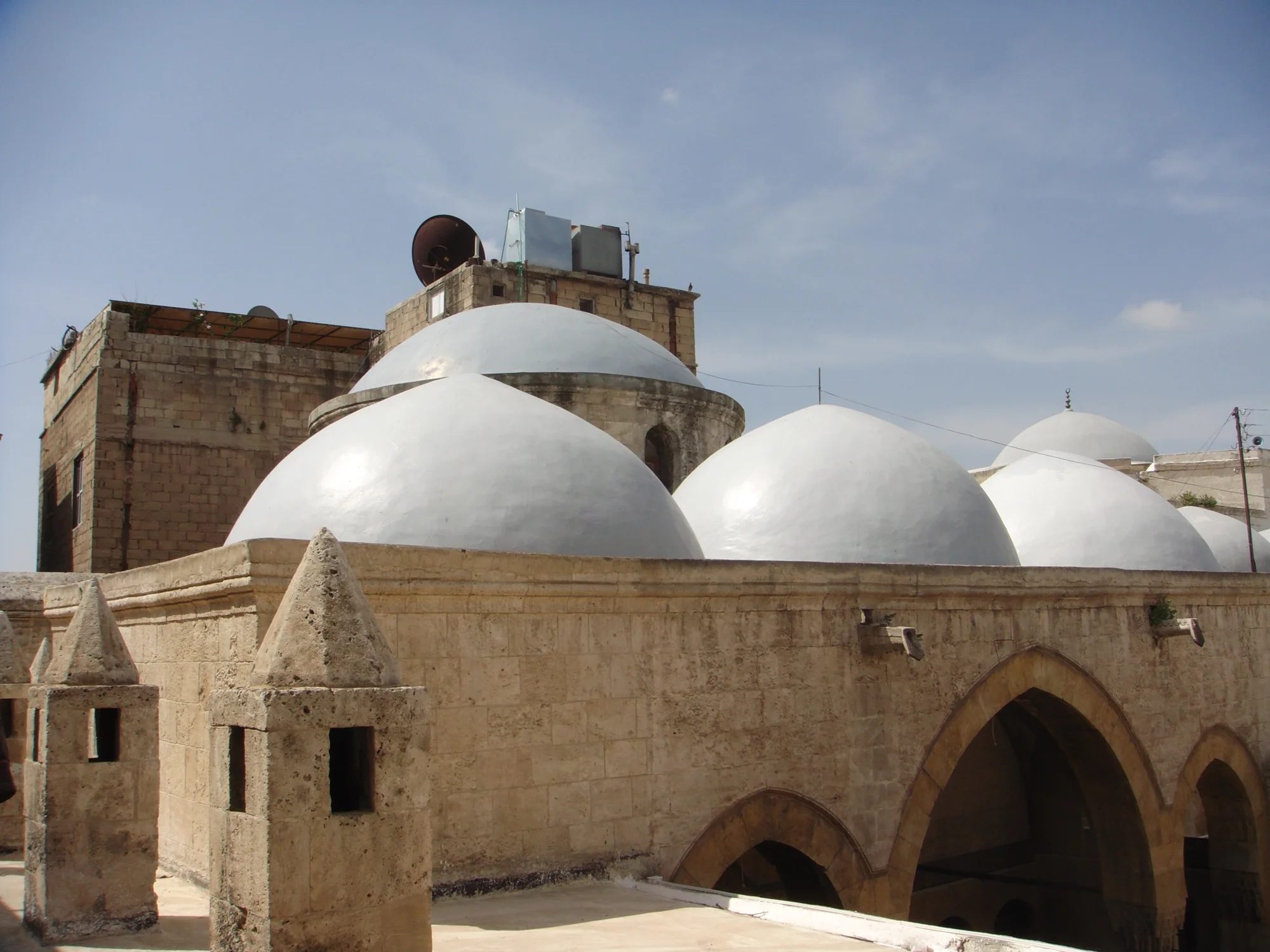 Al-Madrasa al-Ahmadiyya, domes of the prayer niche from the outside