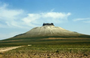 General view of Shumaymis castle (Qalʿat Shumaymis)