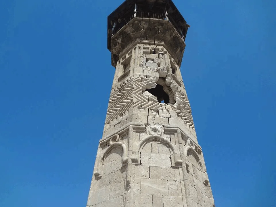 Damage pattern, gap in Saffahiyya mosque minaret, Aleppo