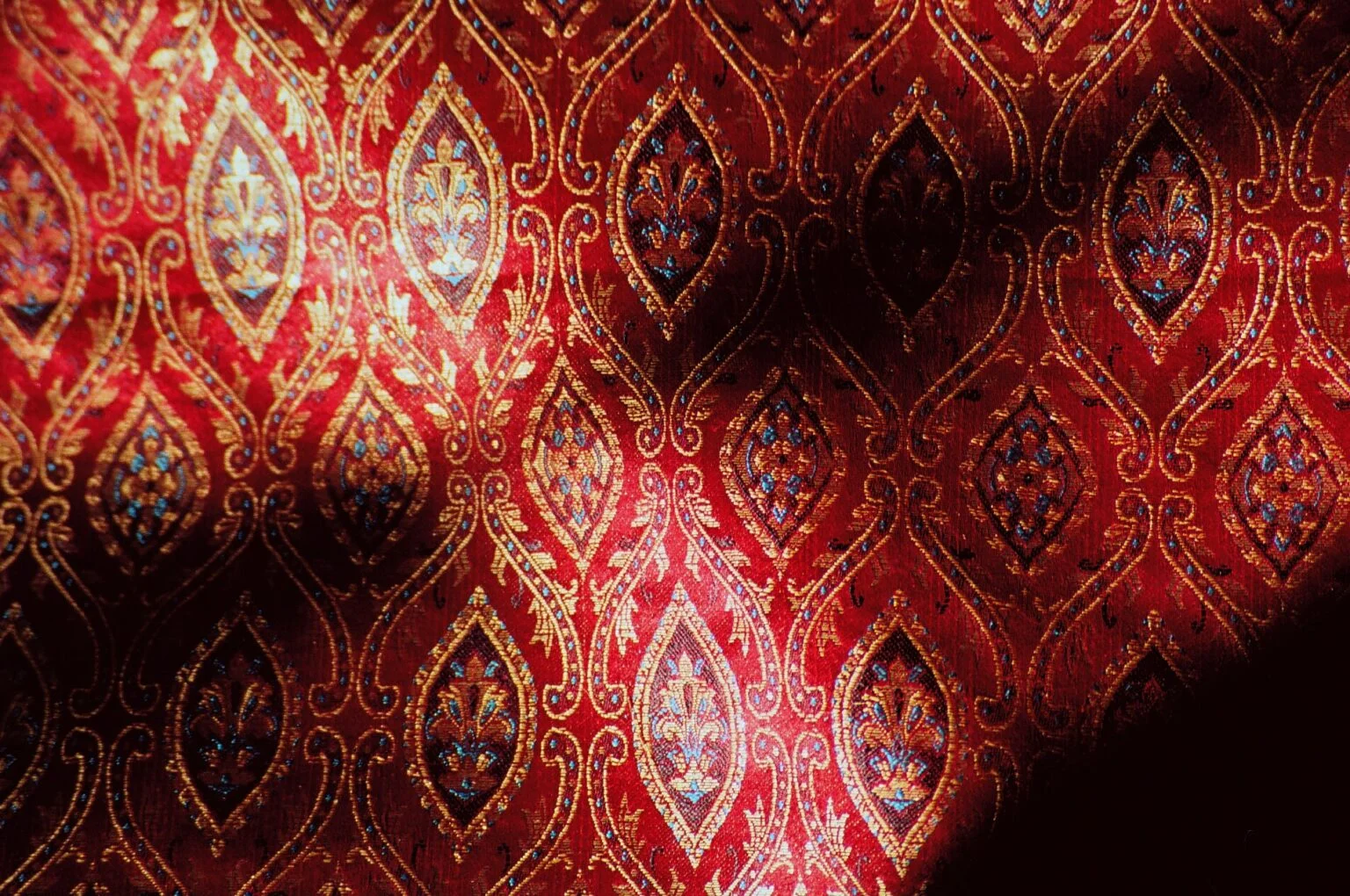 Syria, a Textile History